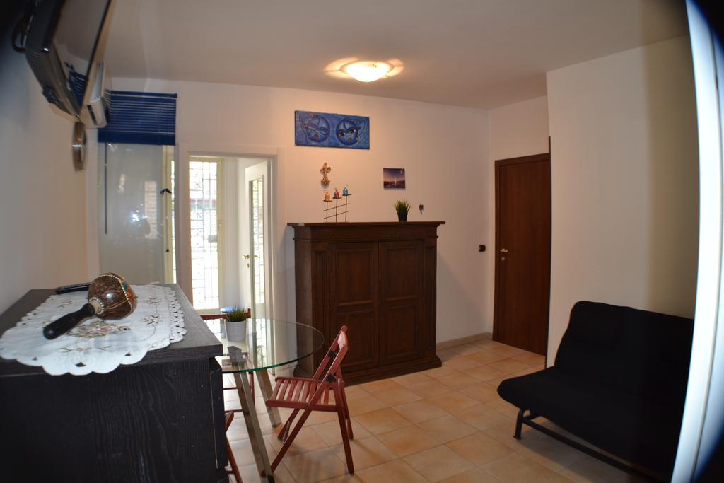 Apartment Bobo House Rom