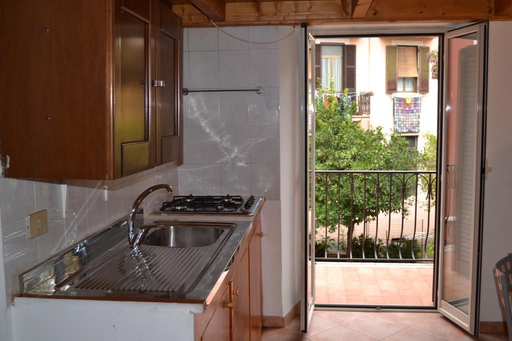 Bobo House Rom